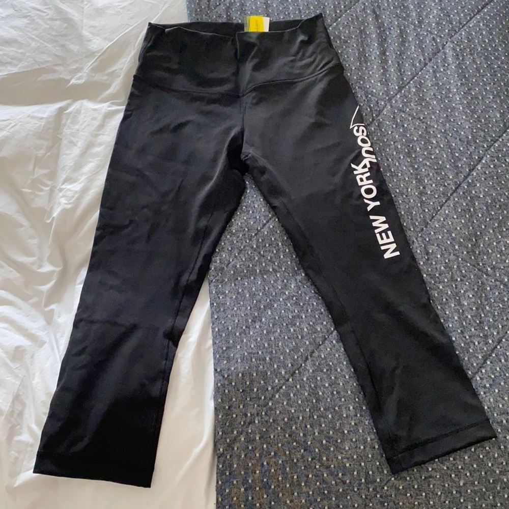 NWT SoulCycle Lululemon black leggings
